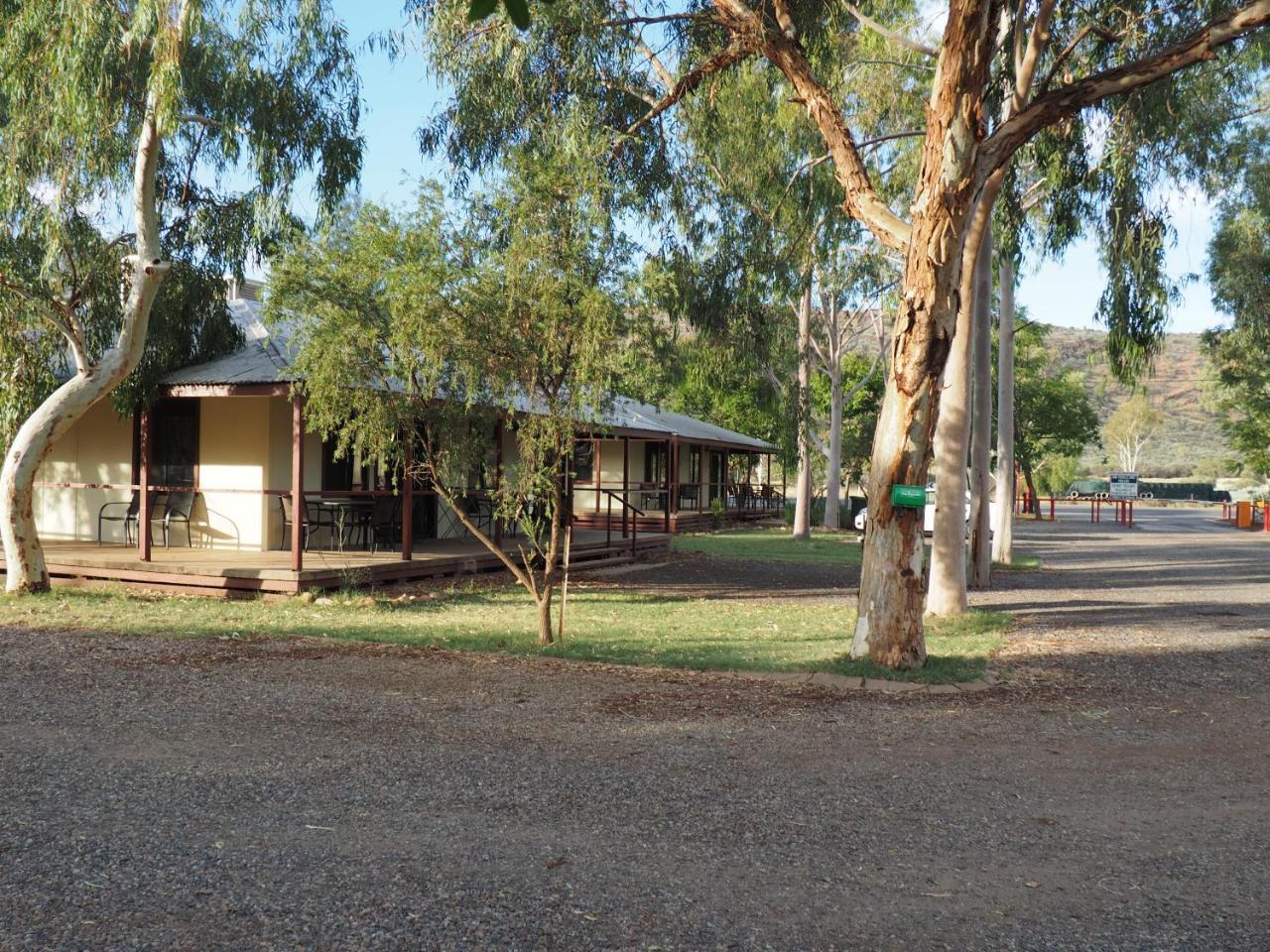 Heritage Caravan Park Hotel Alice Springs Exterior photo